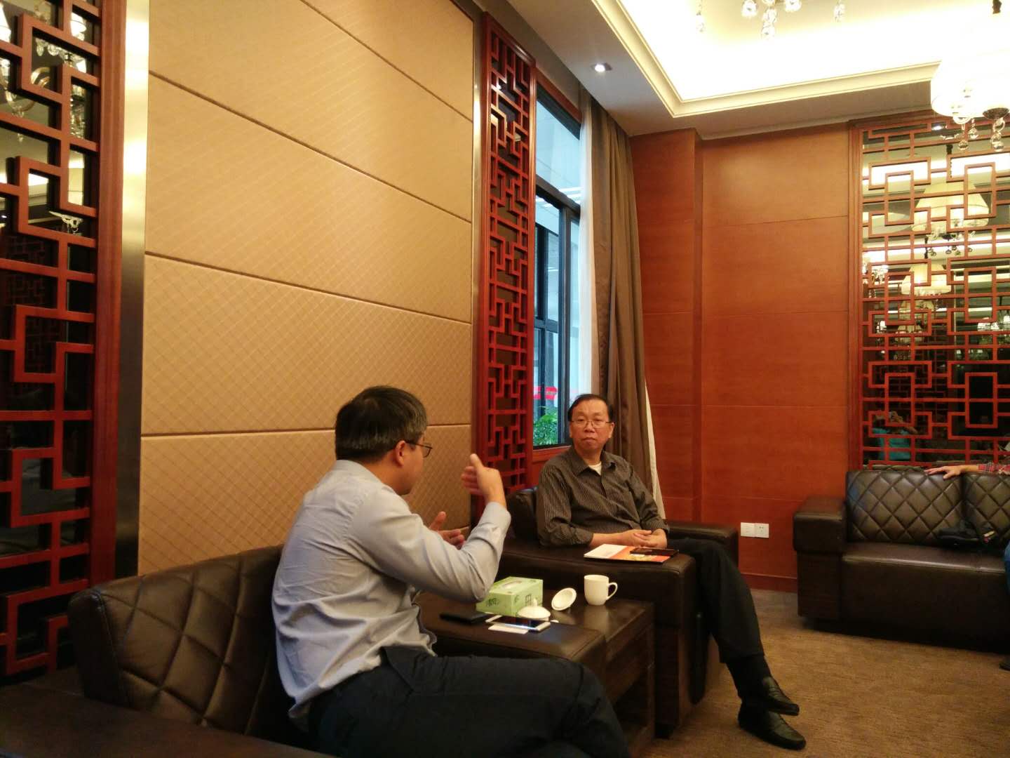凯发一触即发